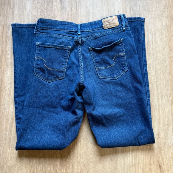 Levi Mid Rise Straight Jeans - Picture 2 of 4